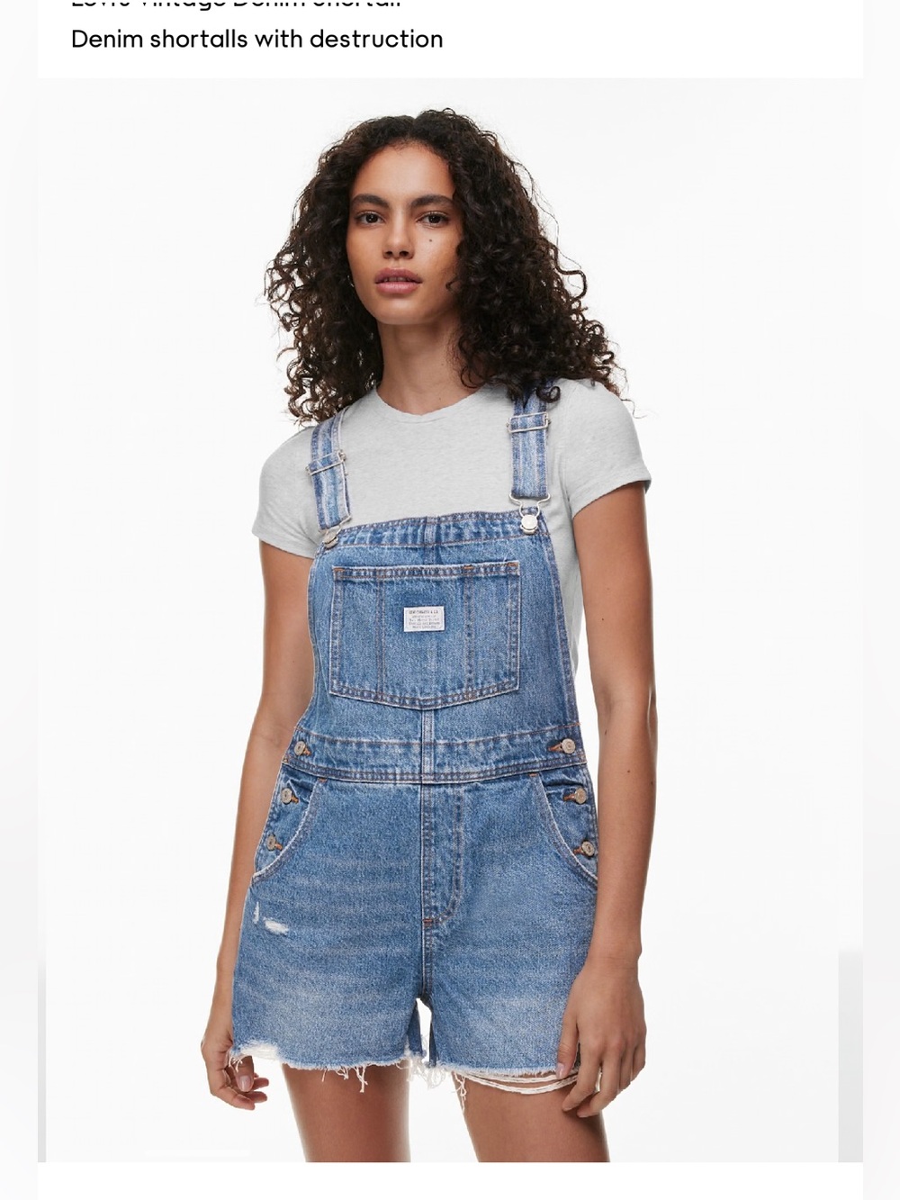 Levi’s denim short all with destruction